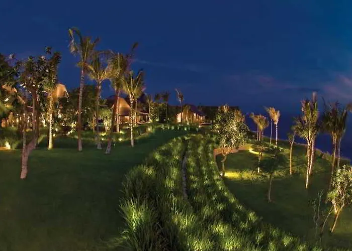 Khayangan Estate 培卡图