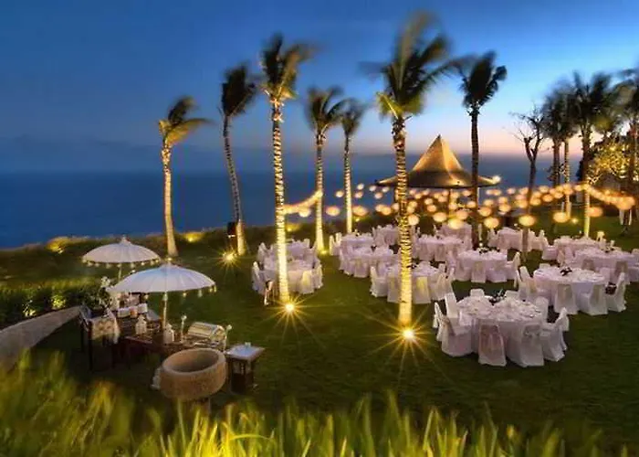 酒店 Khayangan Estate 4*