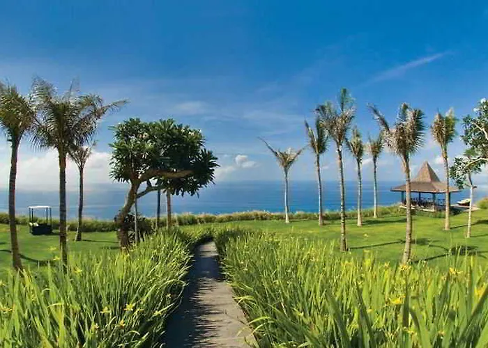 Khayangan Estate 4* 培卡图
