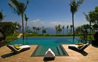 酒店 Khayangan Estate 4*